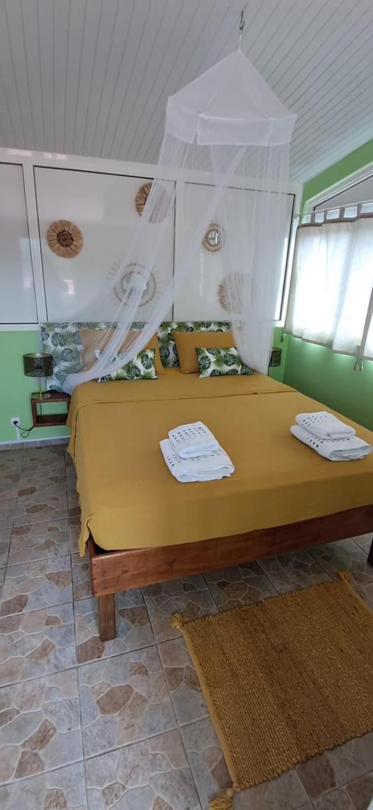 Maisonnette Atypique Au Coeur De La Martinique Riviere-Salee Luaran gambar